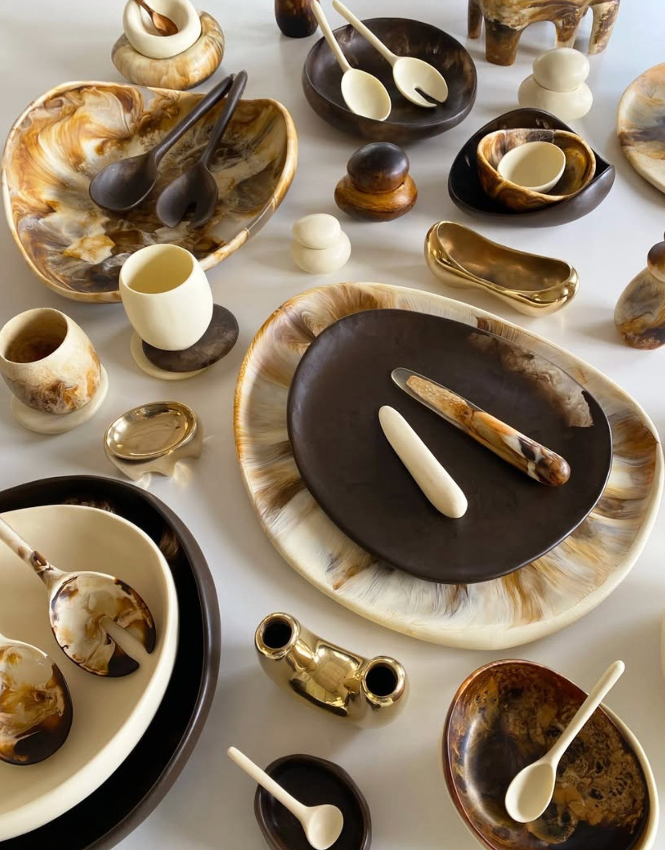 Ceramics & Tableware