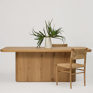 Alta Dining Table, Oak