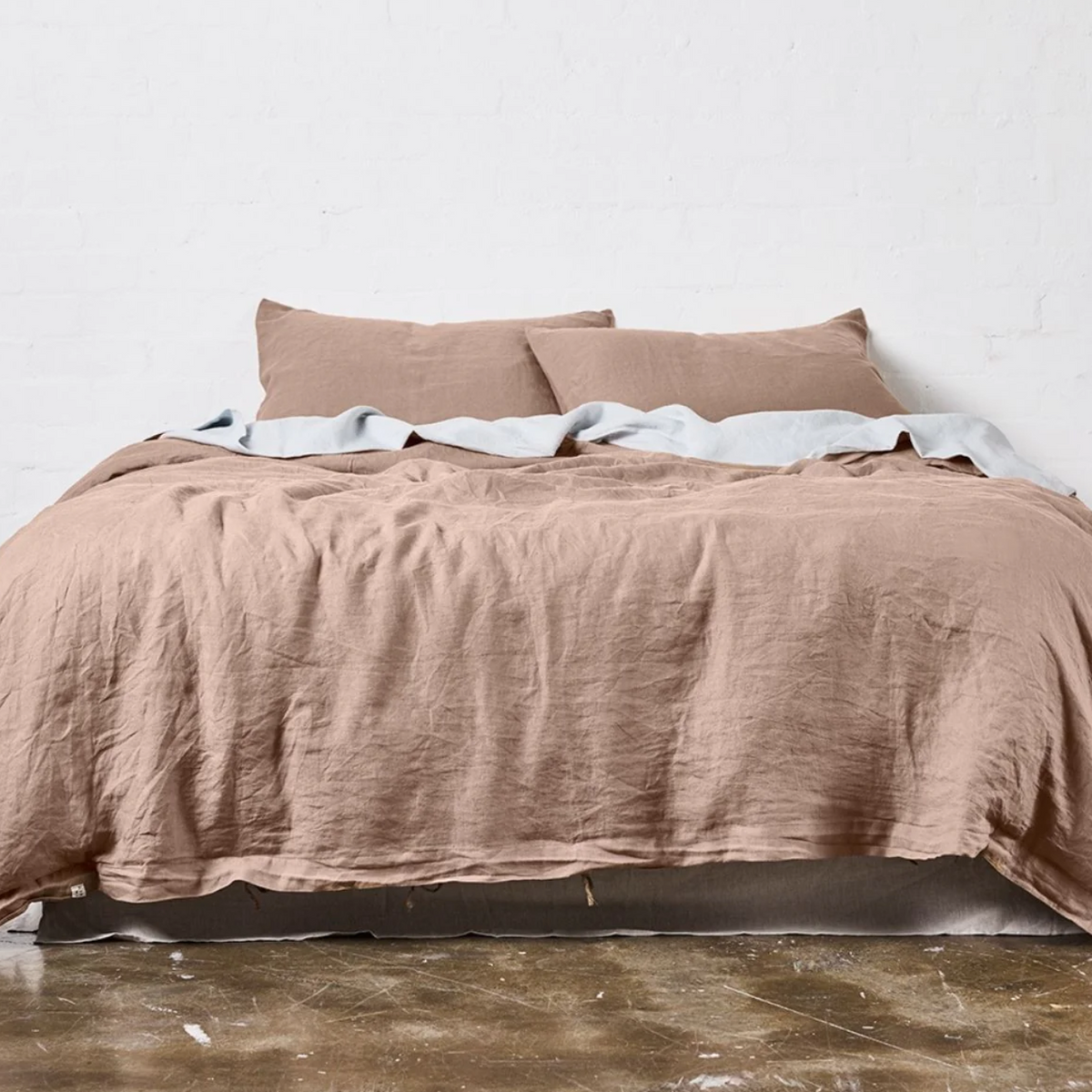 100% Linen Duvet Cover in Chestnut