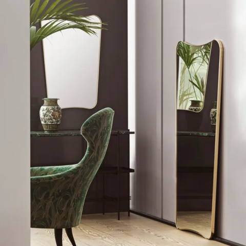 F.A. 33 Wall Mirror 54 x 80 cm - GUBI.