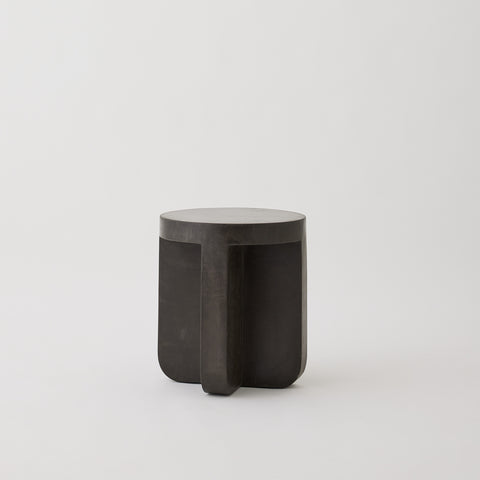 Axel Side Table, Round Micro-Cement Table