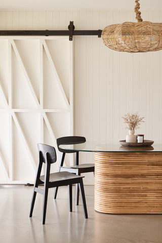 Close-up of sculptural pedestal base of Laguna table
