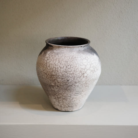 Large Naked Raku Vase – handmade ceramic with smoky black and white surface by Jacqui Sosnowski