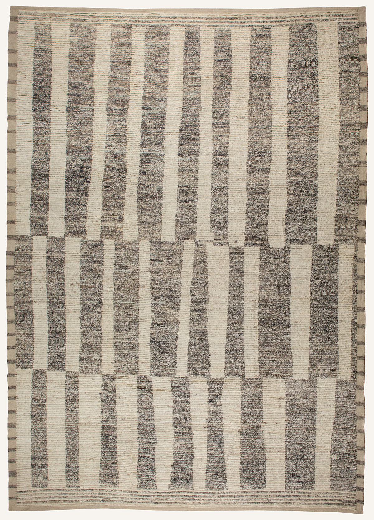 Afghan Amara, 313 x 457