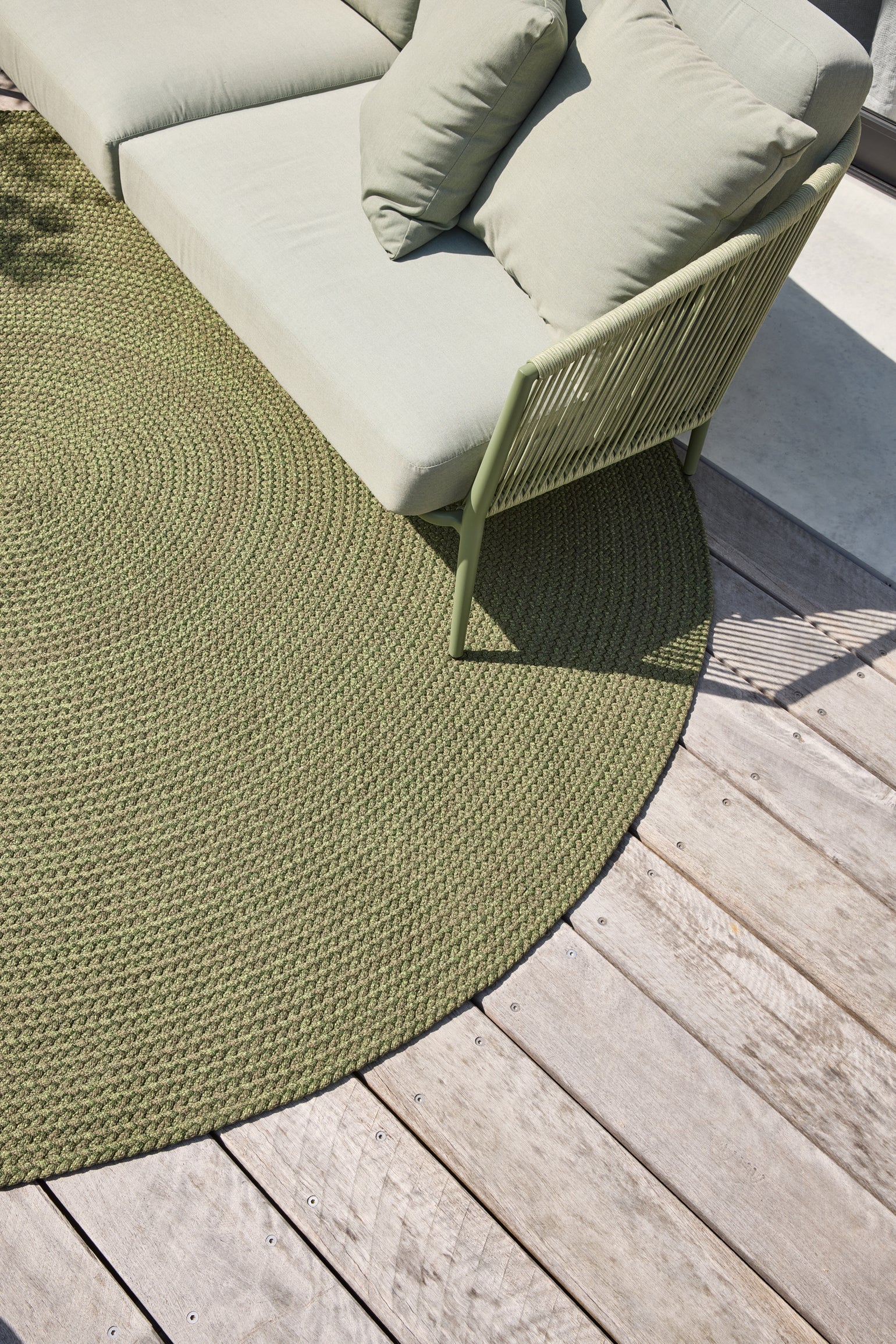 Styled Seasons Stipple Moss Round Rug, Outdoor